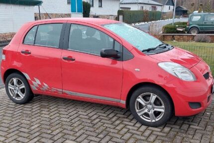 Toyota Yaris 187.000 km 2.700 &euro; Dürrholz 56307