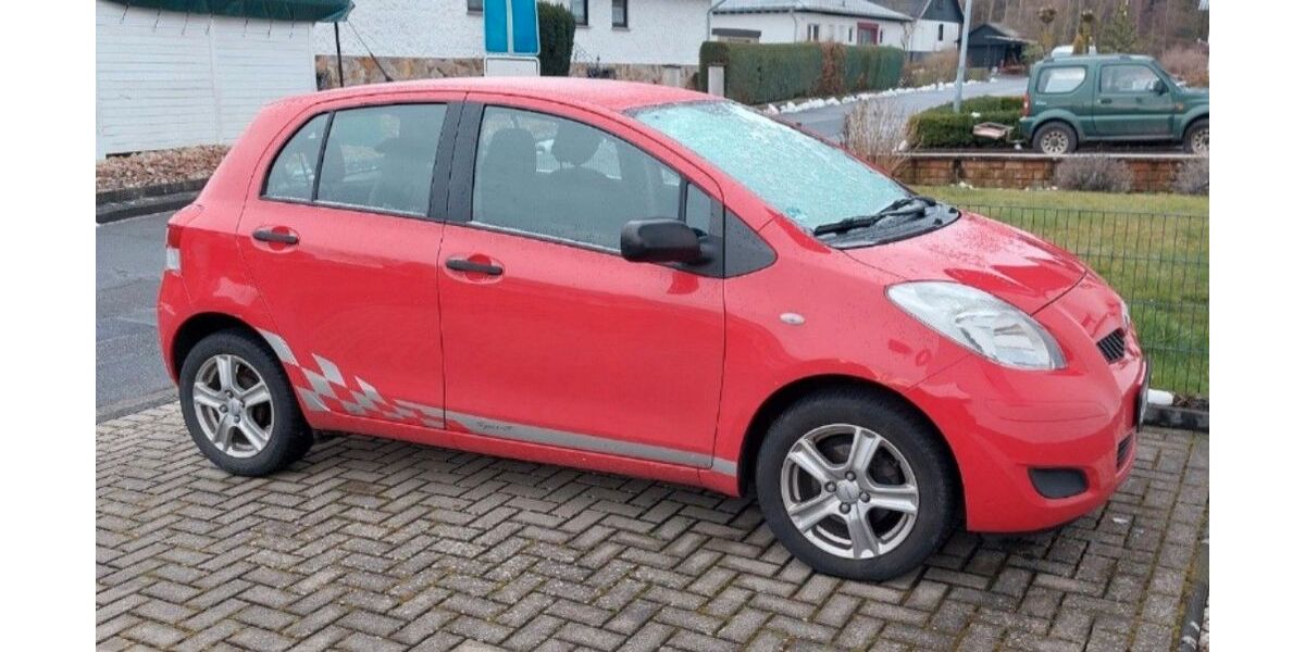 Toyota Yaris 187.000 km 2.700 &euro; Dürrholz 56307