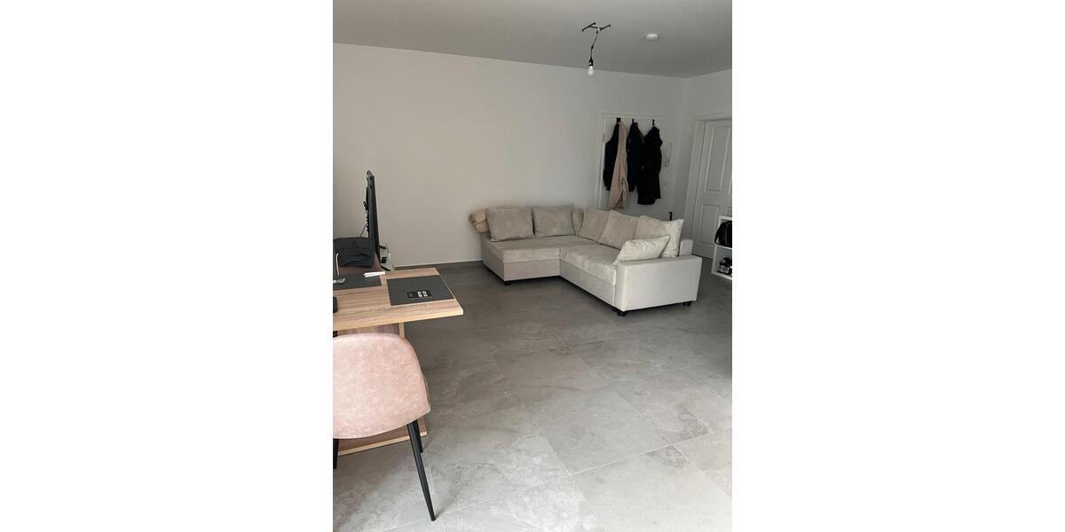 Etagenwohnung Westoverledingen - 2 Zimmer, 58 m&sup2;, 700&euro; | Angebot:26112887