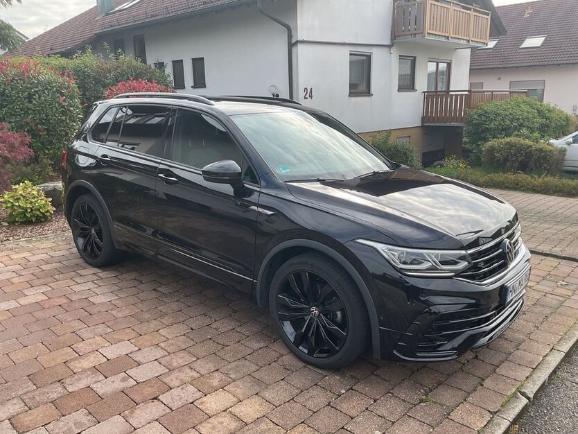 VW Tiguan 35.000 km 35.900 € Langenbrettach 74243