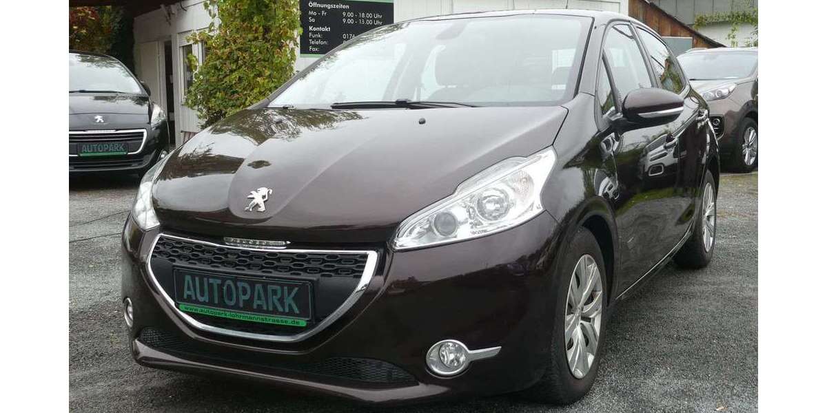 Peugeot 208 78.300 km 5.990 € Dresden 01237