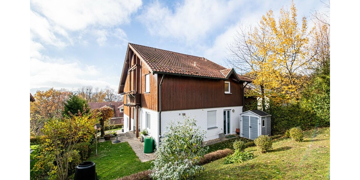 Zwei großzügige Doppelhaushälften - für Kapitalanleger oder als Mehrgenerationenkonzept! 12 zimmer