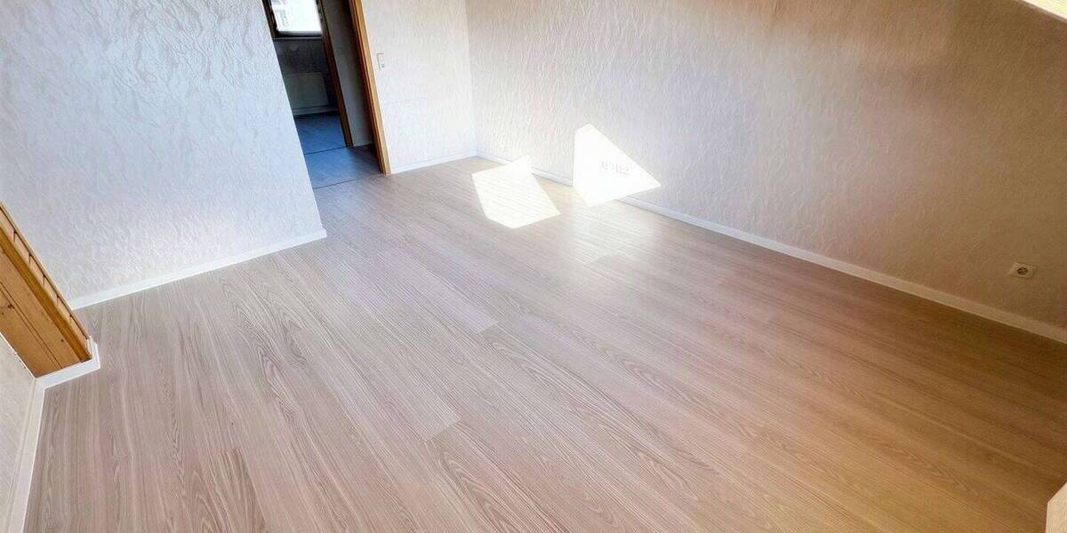 Etagenwohnung Niederdorfelden - 3 Zimmer, 60 m&sup2;, 650&euro; | Angebot:26824678