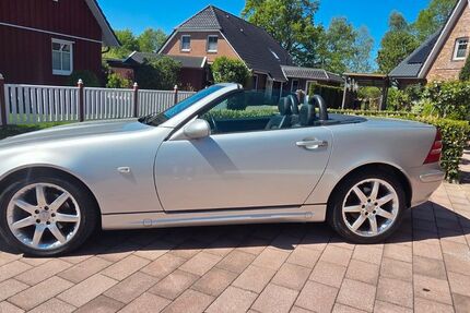 Mercedes-Benz SLK 200 88.000 km 4.990 &euro; Groß Offenseth-Aspern 25355