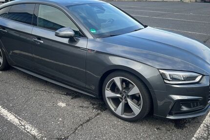 Audi A5 99.890 km 22.500 &euro; Dortmund 44265