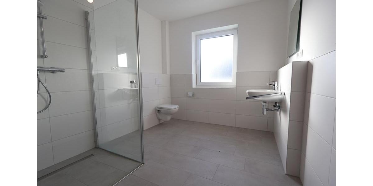 Einfamilienhaus Lemwerder - 4 Zimmer, 135 m&sup2;, 1.300&euro; | Angebot:25082894