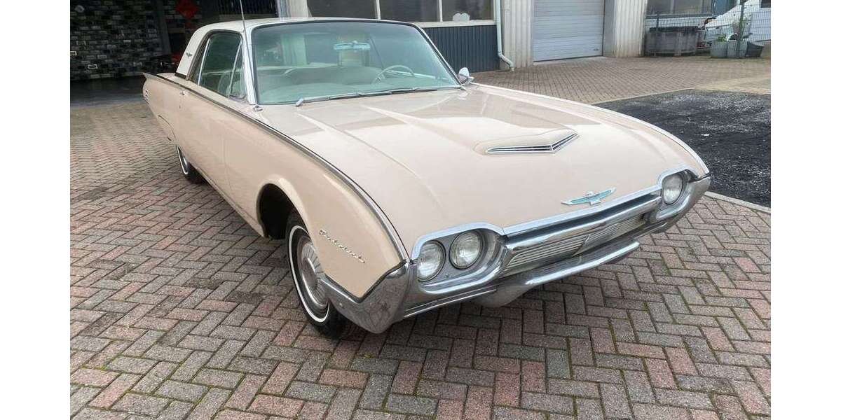 Ford Thunderbird 65.000 km 18.100 &euro; Bergen auf Rügen 18528