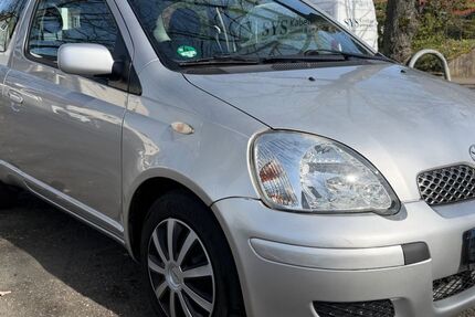 Toyota Yaris 185.000 km 1.990 &euro; Mannheim 68309
