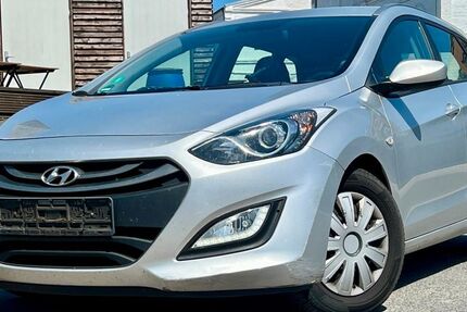 Hyundai i30 303.461 km 2.000 &euro; Gelsenkirchen 45884