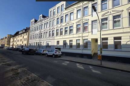 Haus Wilhelmshaven - 29 Zimmer, 603 m&sup2;, 700.000&euro; | Angebot:26121122