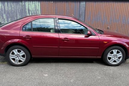 Ford Mondeo 295.000 km 1.800 &euro; Mönchengladbach 41238