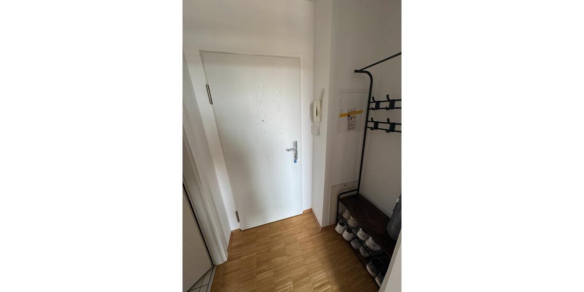 Dachgeschoßwohnung Köln Rodenkirchen - 1 Zimmer, 30 m&sup2;, 750&euro; | Angebot:25420328