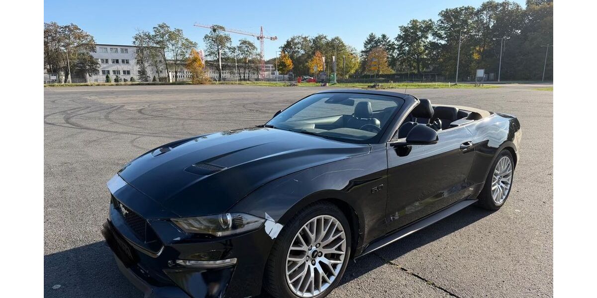 Ford Mustang 164.000 km 24.000 &euro; Velten 16727