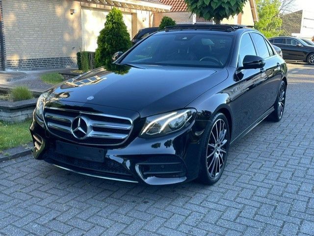 Mercedes-Benz E 220 161.403 km 17.200 &euro; Bergen op Zoom 4625A