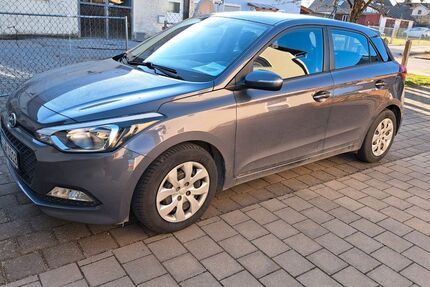 Hyundai i20 74.000 km 9.800 &euro; Raitenbuch 91790
