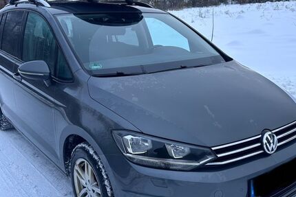 VW Touran 179.350 km 13.700 &euro; Warngau 83627