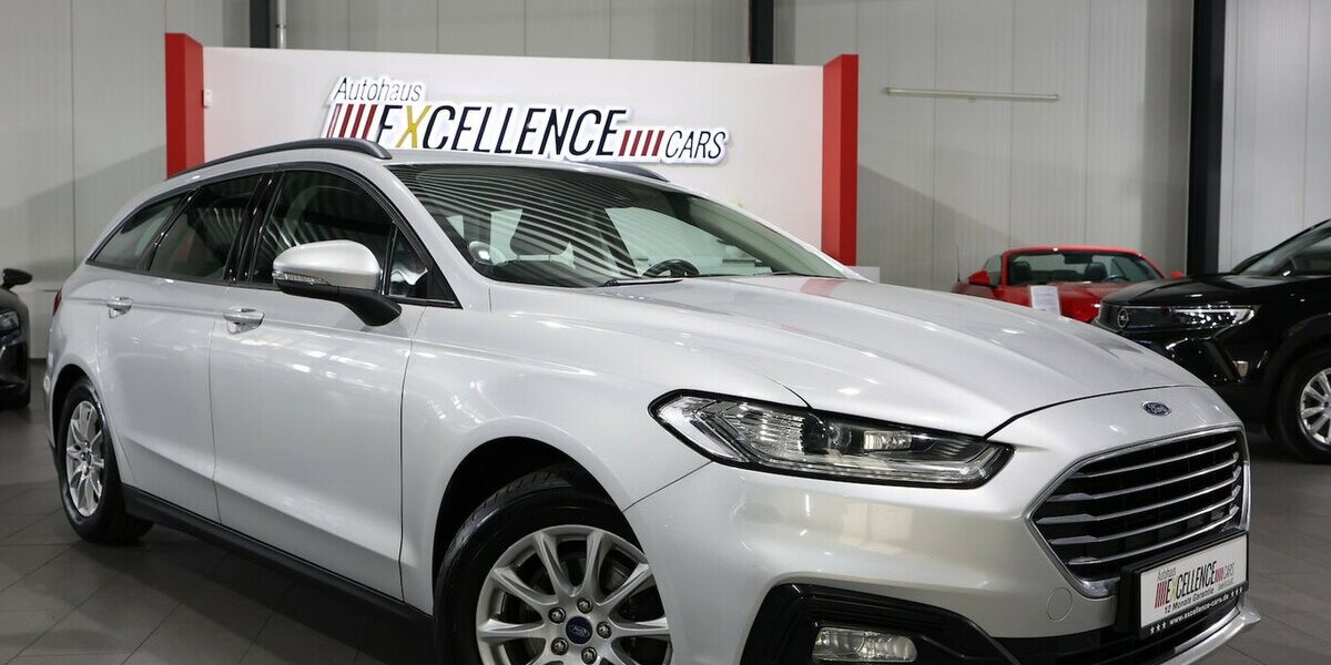 Ford Mondeo Tunier 2.0 EB / LED / NAVI+KAMERA / AHK 124.000 km 16.444 &euro; Hamm 59077