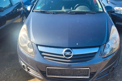 Opel Corsa 243.000 km 1.680 &euro; Celle 29223
