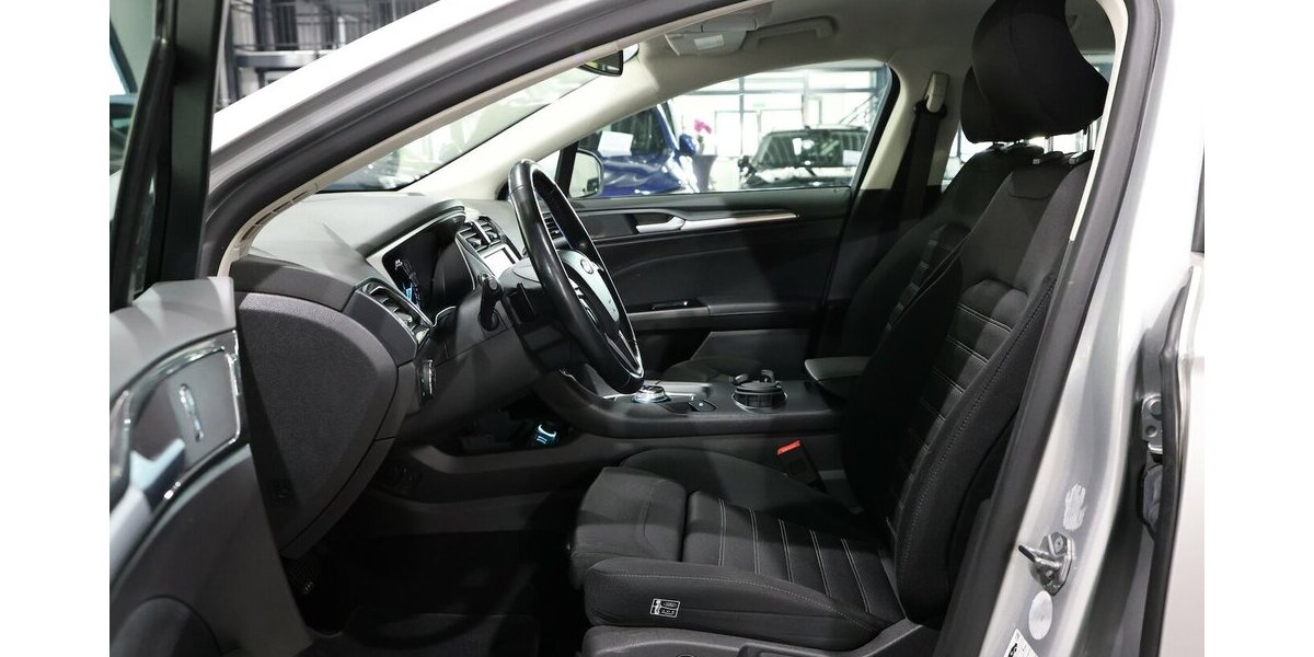 Ford Mondeo Tunier 2.0 EB / LED / NAVI+KAMERA / AHK 124.000 km 16.444 &euro; Hamm 59077