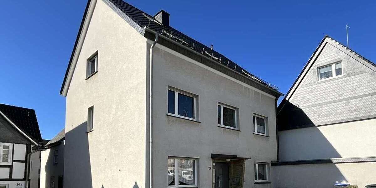 Einfamilienhaus Brilon - 7 Zimmer, 199 m&sup2;, 235.000&euro; | Angebot:26821890