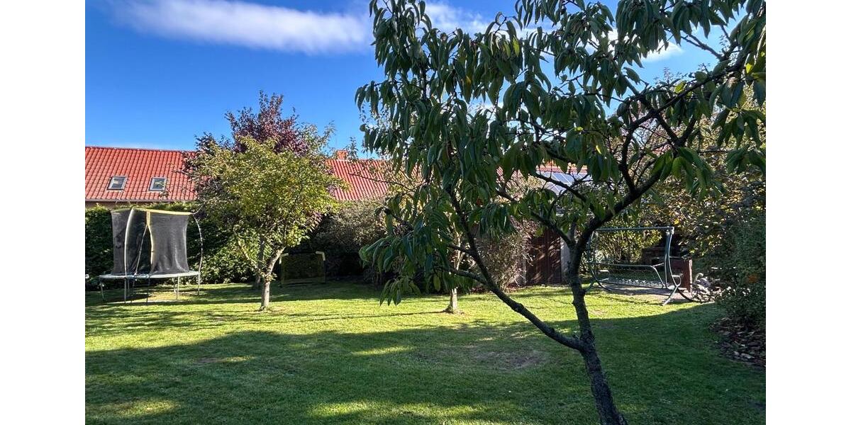 Hochparterre Storkow (Mark) - 4 Zimmer, 130 m&sup2;, 1.400&euro; | Angebot:25390699