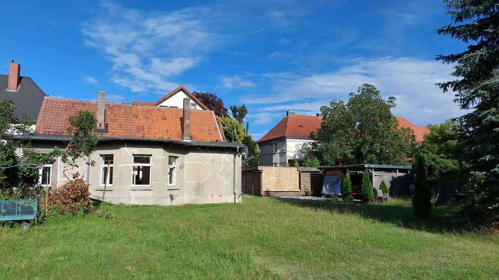 Haus zum Kaufen in Oebisfelde 83.000 € 160 m² 3 zimmer