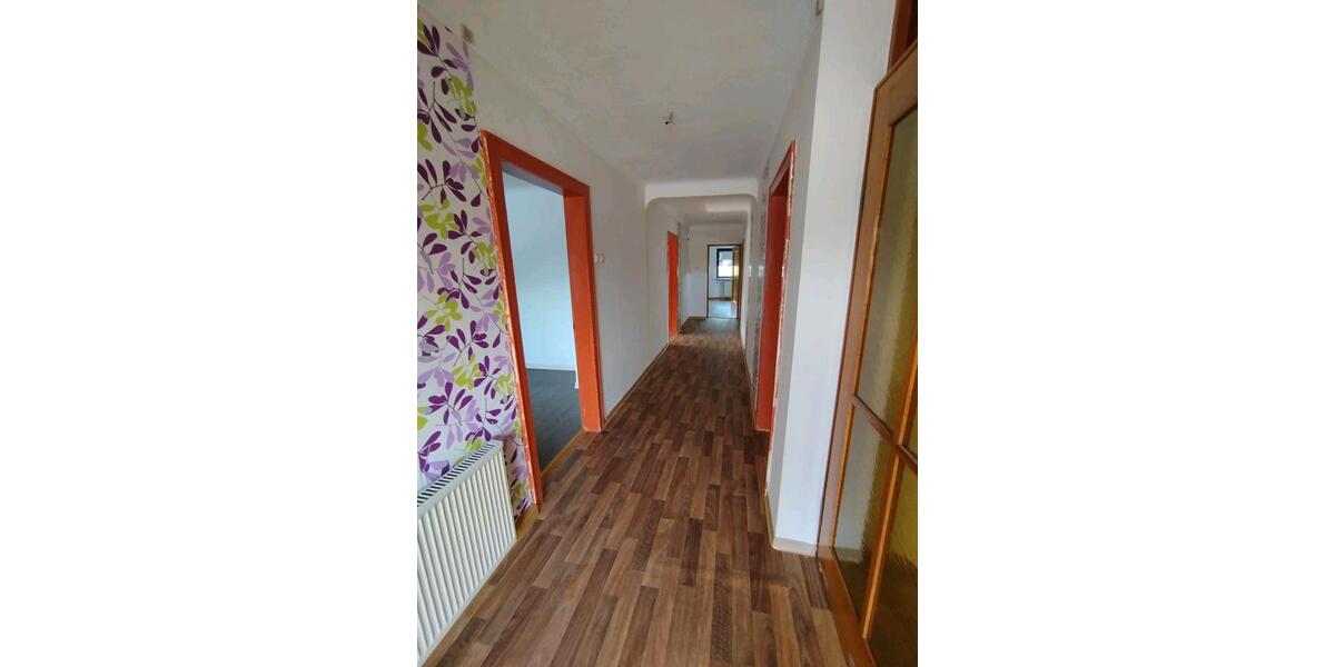 Dachgeschoßwohnung Eppelborn - 3 Zimmer, 94 m&sup2;, 520&euro; | Angebot:26412254