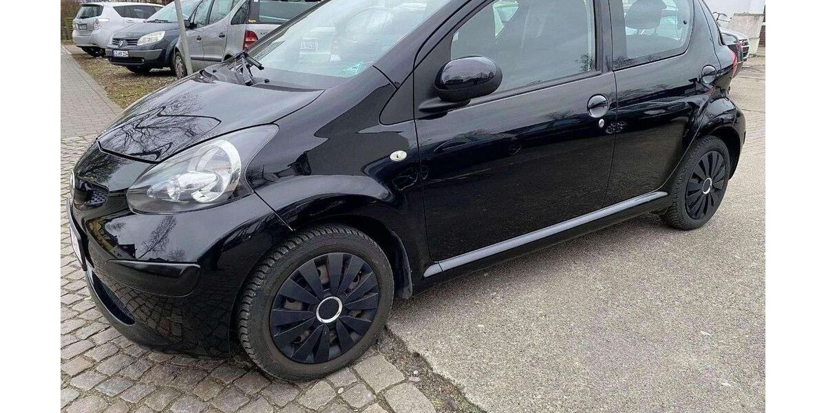 Toyota Aygo (X) 65.000 km 3.500 &euro; Neumünster 24534