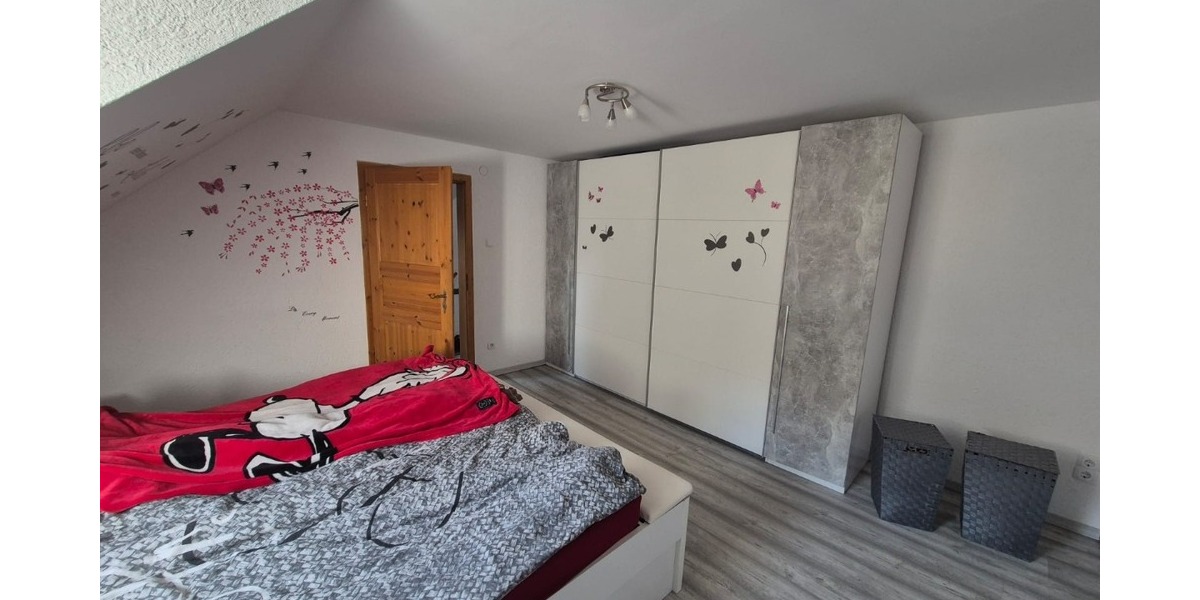 Umfangreich renoviertes Reihenhaus mit neuer Gasheizung in WiesenthalerhofErzhütte 4 zimmer