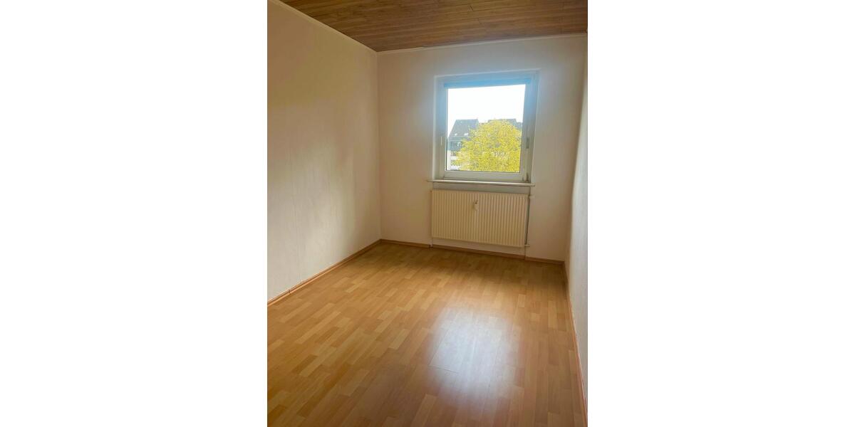 Etagenwohnung Gifhorn - 3 Zimmer, 66 m&sup2;, 125.000&euro; | Angebot:26795658