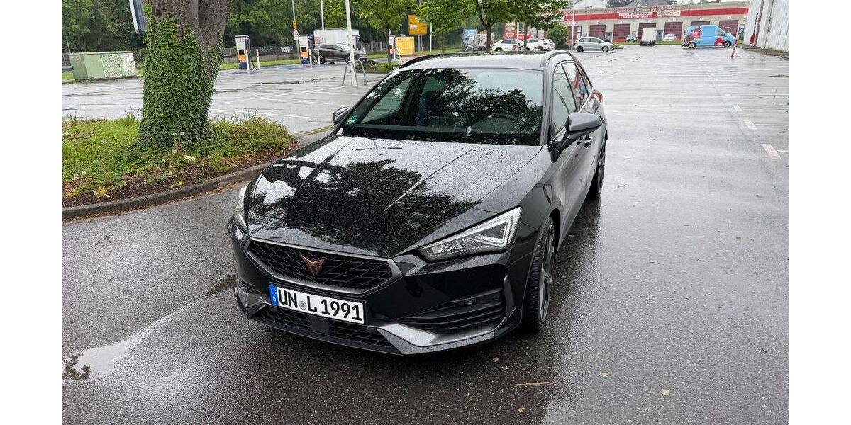 Cupra Leon 26.967 km 28.500 &euro; Unna 58730