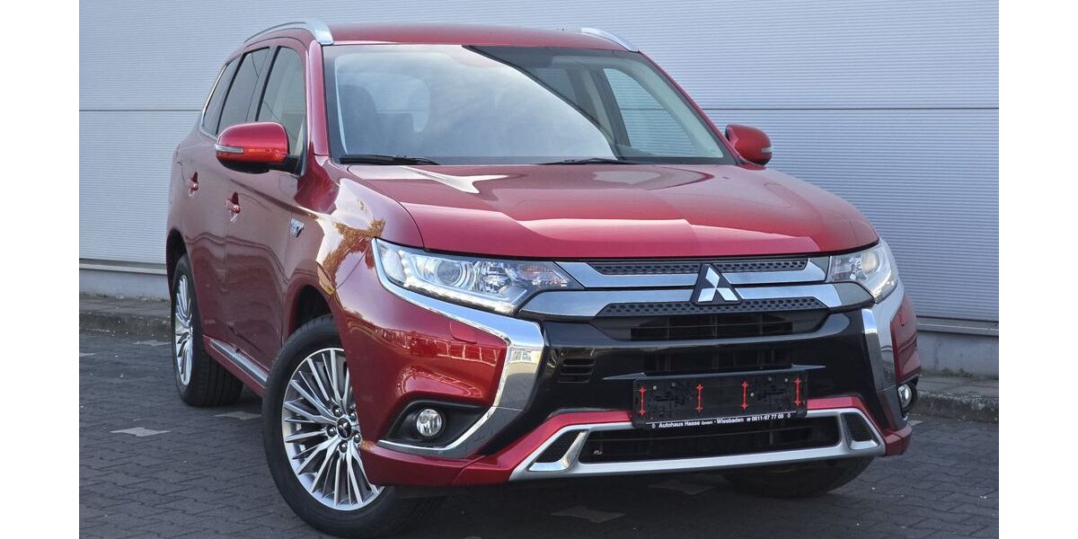 Mitsubishi Plug-in Hybrid Outlander 54.000 km 17.500 &euro; Wiesbaden 65201