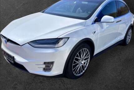 Tesla Model X 23.564 km 48.700 € Stutensee 76297