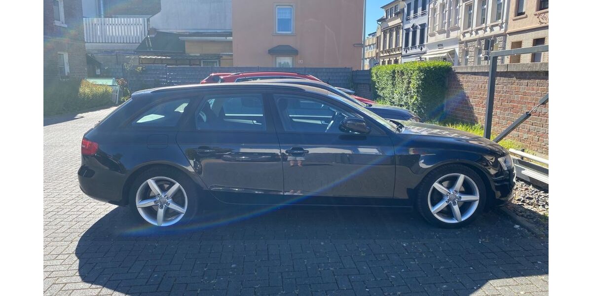 Audi A4 180.000 km 8.500 &euro; Bonn 53173