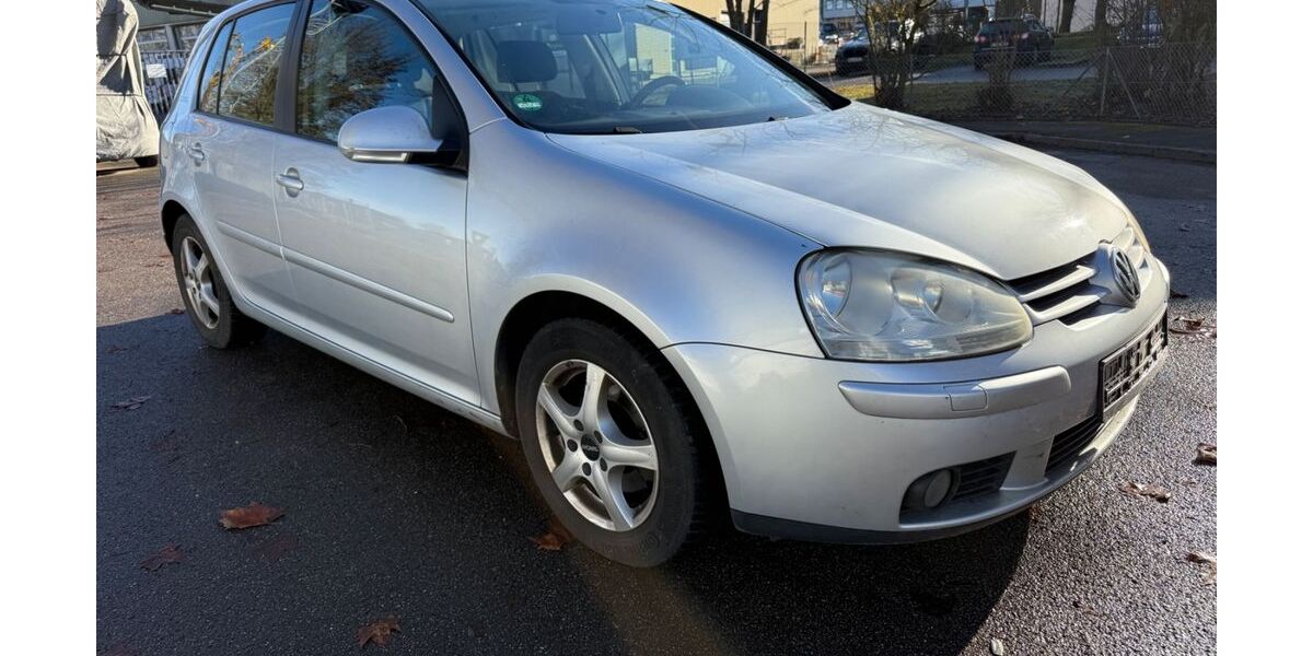 VW Golf 216.791 km 1.990 &euro; Emmering 82275