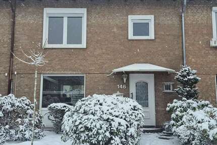 Haus zum Mieten in Krefeld 1.100 € 97 m² 4 zimmer