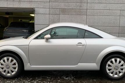 Audi TT 206.000 km 2.350 € Solingen 42697