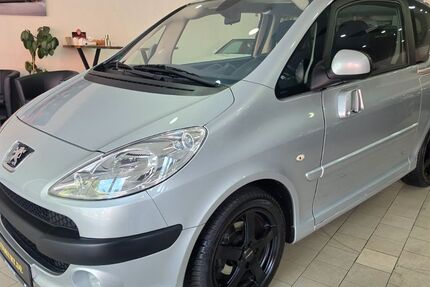 Peugeot 1007 117.000 km 3.900 &euro; Recklinghausen 45661
