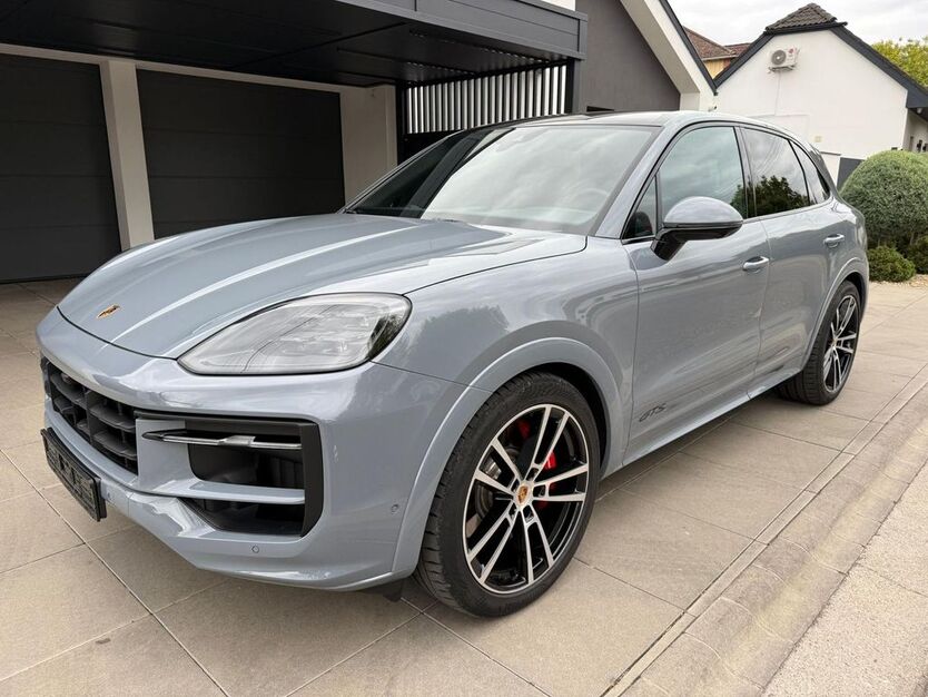 Porsche Cayenne 4.609 km 137.990 € Trostberg 83308