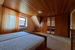 Einfamilienhaus Bremerhaven Schiffdorferdamm - 4 Zimmer, 120 m&sup2;, 190.000&euro; | Angebot:27111446