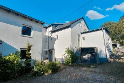 Haus Mehlingen - 8 Zimmer, 176 m&sup2;, 475.000&euro; | Angebot:26992851