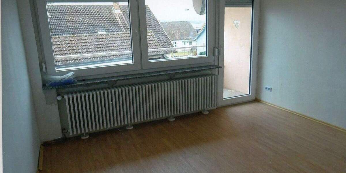 Mehrfamilienhaus, Wohnhaus Wülfershausen an der Saale Wülfershausen - 4 Zimmer, 100 m&sup2;, 1.200&euro; | Angebot:25727692
