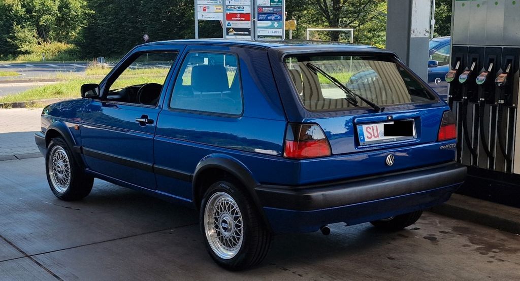 VW Golf 256.000 km 10.790 € Windeck 51570
