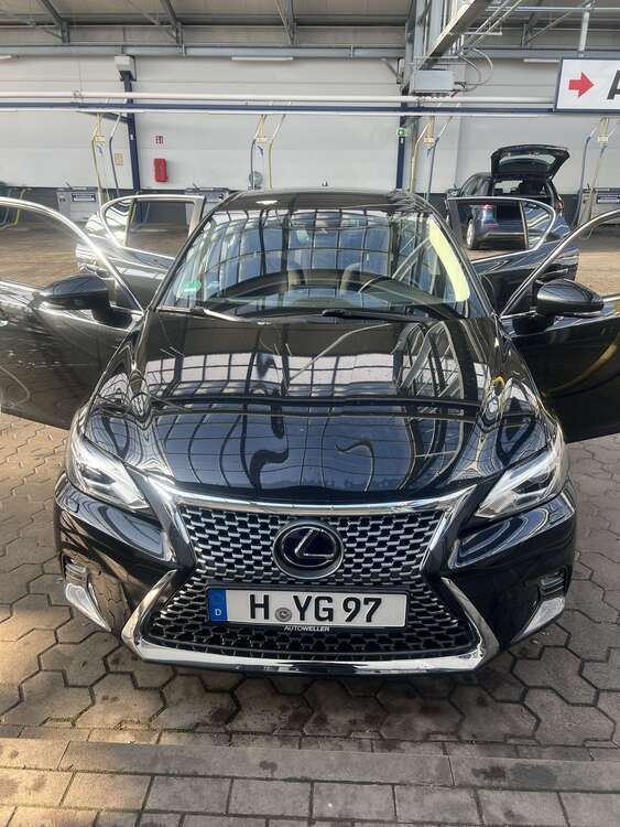 CT 200h