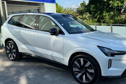 Volvo EX90 4.000 km 93.000 € Kaiserslautern 67657