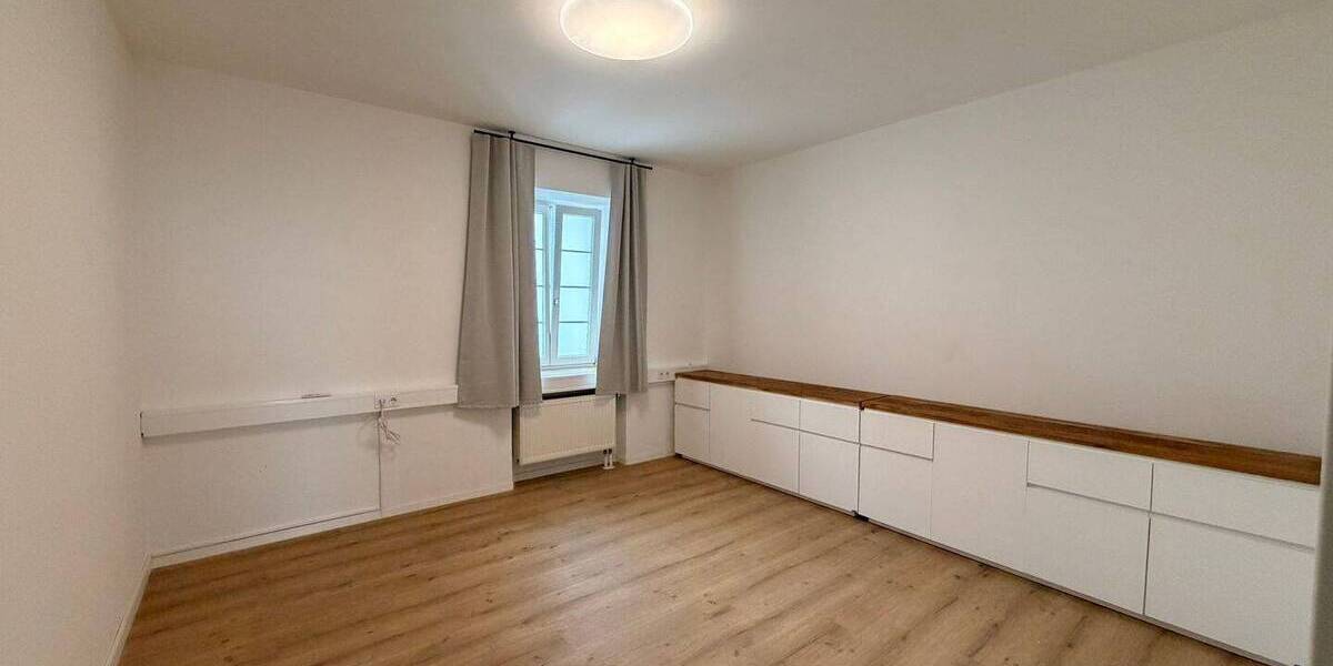 Gewerbeobjekt Landshut Nikola - 2 Zimmer, 880&euro; | Angebot:26879075