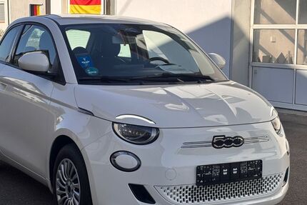 Fiat 500e 20.200 km 15.900 &euro; Bad Waldsee 88339