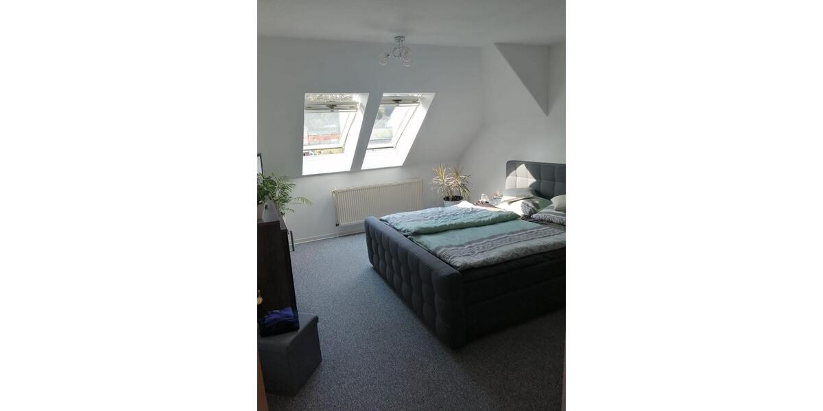Dachgeschoßwohnung Crinitz - 3 Zimmer, 92 m&sup2;, 560&euro; | Angebot:27634398