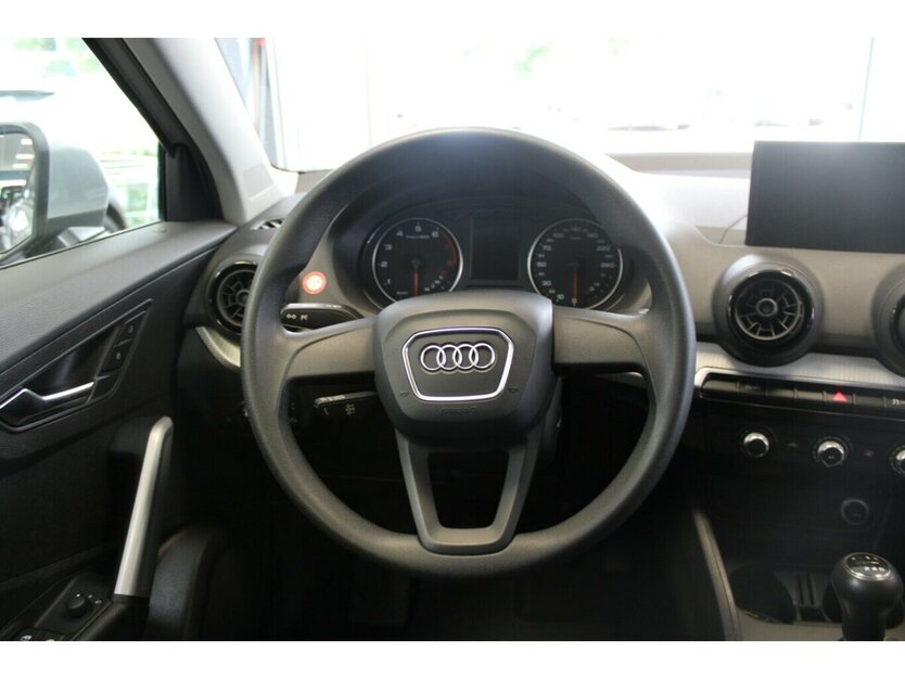 Audi Q2 1.0 TFSI Ultra - AHK - 110.909 km 12.980 € Euskirchen 53881