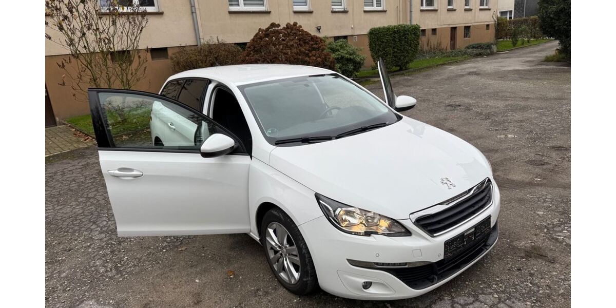 Peugeot 308 207.963 km 4.950 € Essen 45329